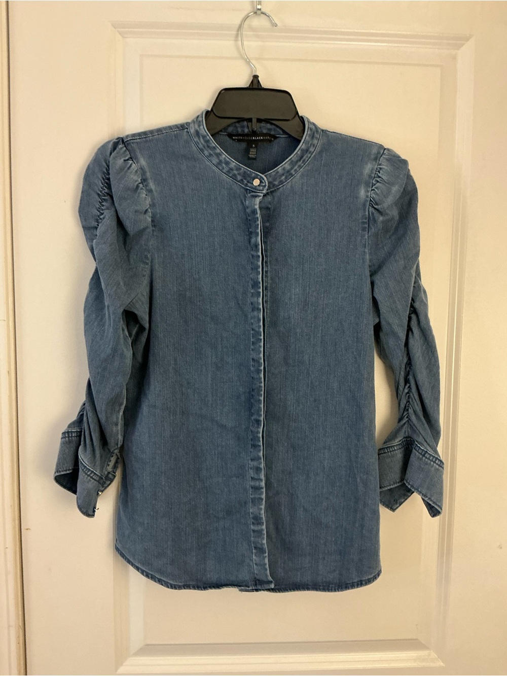White House Black Market Denim Shirt Ruched 3/4 Sleeve Band Collar Blouse S